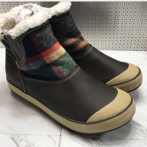 Keen Elsa Chelsea Boot